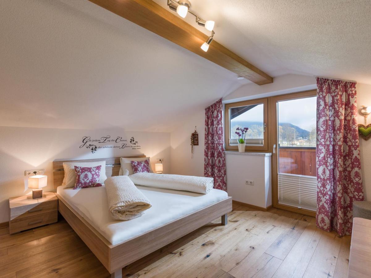 Gaestehaus Schwaiger - Wiesenweg ケセン エクステリア 写真